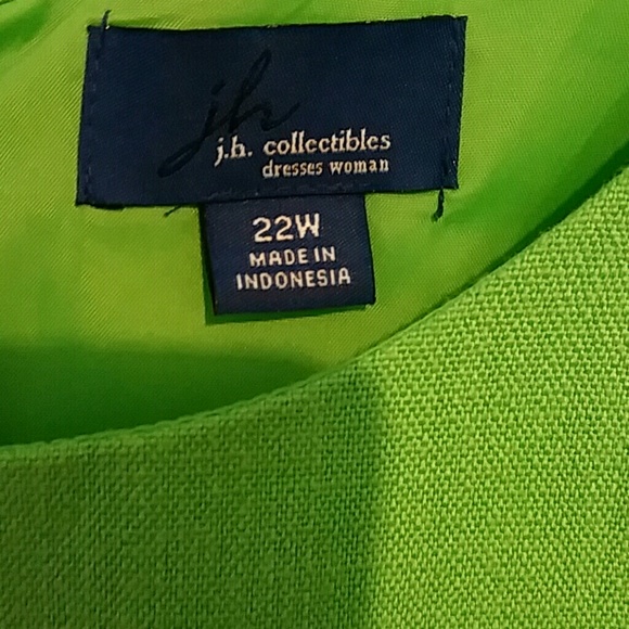 J. B. Collections 3 piece pantsuit - Picture 5 of 8